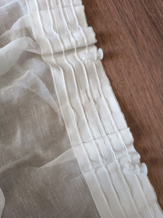 Тюль,занавески белые 4 шт с лентой и крючками высота 2.30 м