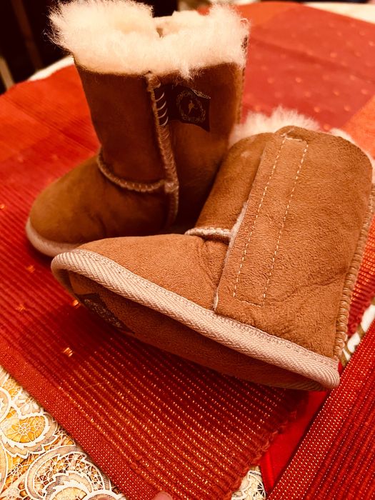 Продам натуральні Ugg дитячі 14 см. по стопі