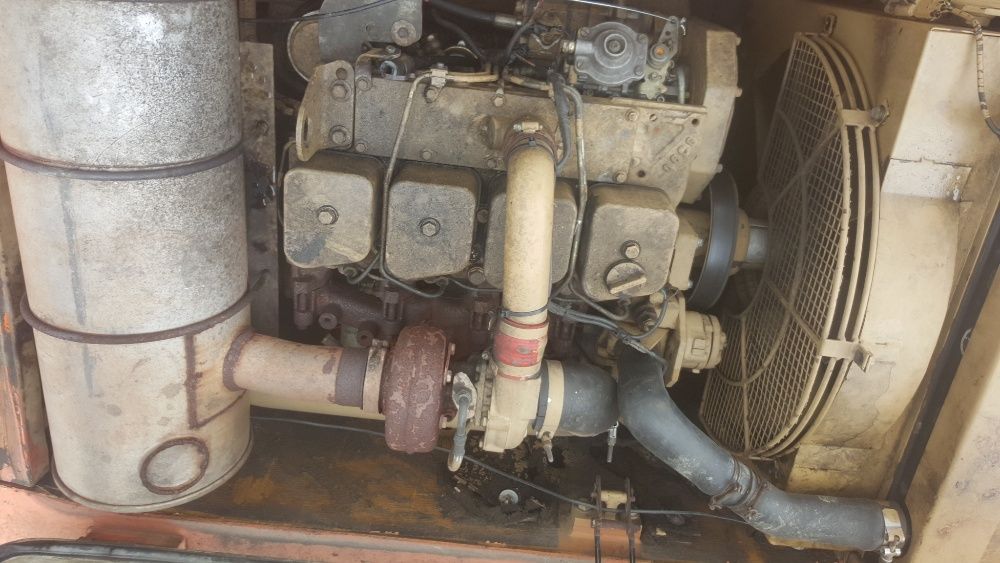 koparka fiat hitachi FH130W siłownik ramienia hydraulika siłowa