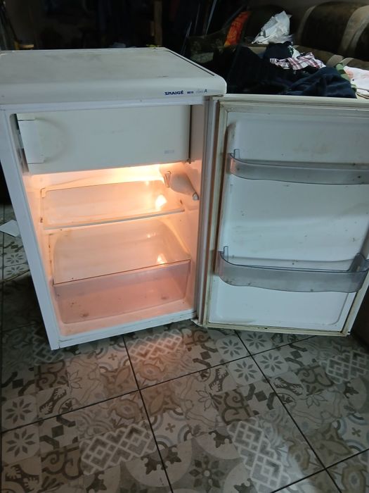 Холодильник Snaige