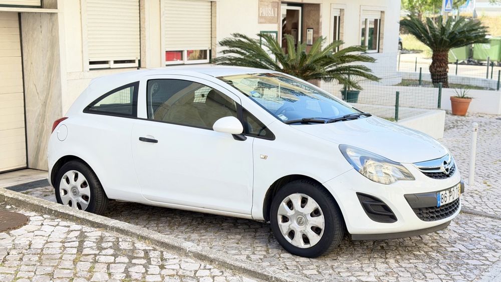Opel Corsa comercial 2014