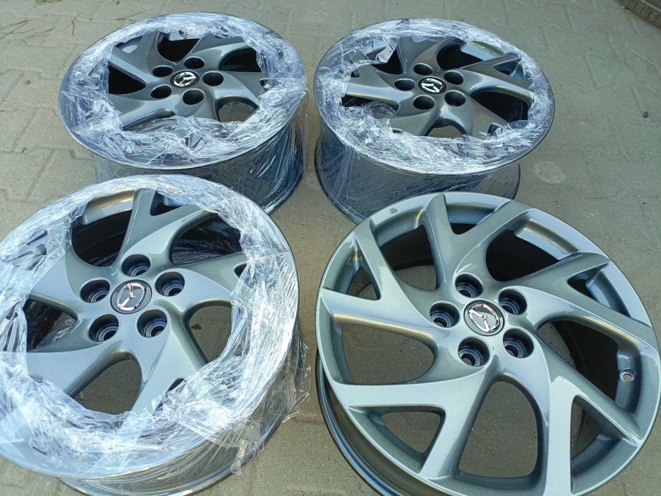 felgi aluminiowe Mazda 7,5jx18 et60 5x114,3 jak NOWE