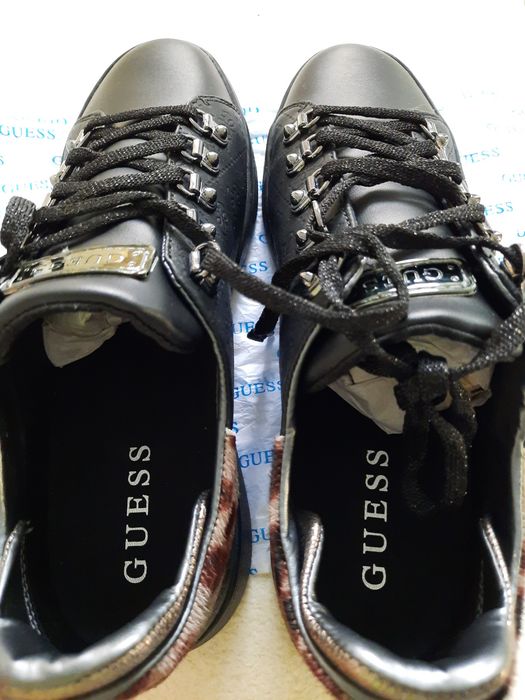 Sprzedam buty Guess damskie