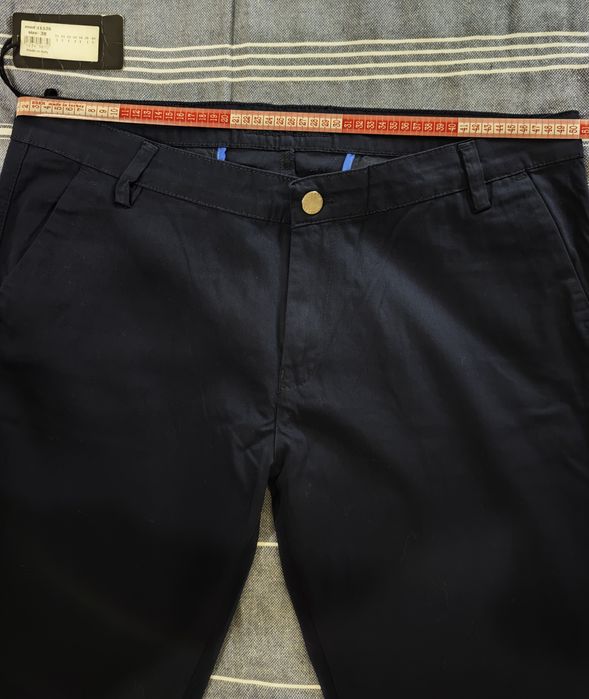 Чоловічі штани Bottega Veneta .