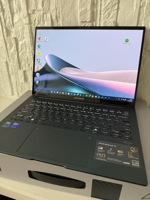 Okazja Asus Zenbook 14” UX3405C ultra 5 ,ram 16gb ,ssd 512g