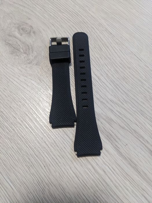 Продам смар часи Samsung gear S2  + зарядка