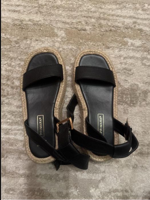 Босоніжки primark