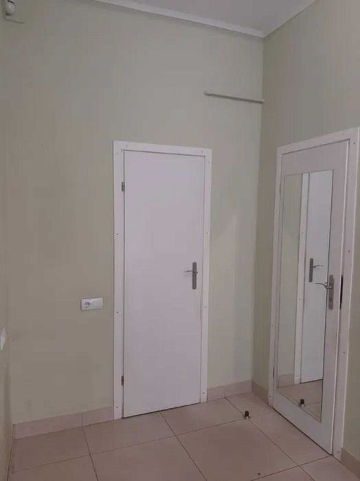 Оренда фасадного приміщення, вулиця Пекарська