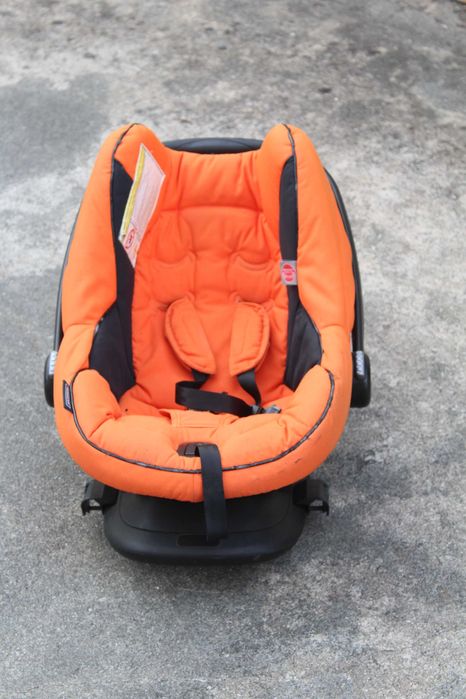 Cadeira Auto Bebecar grupo 0+ (0-13 kg) com Todos os Acessórios