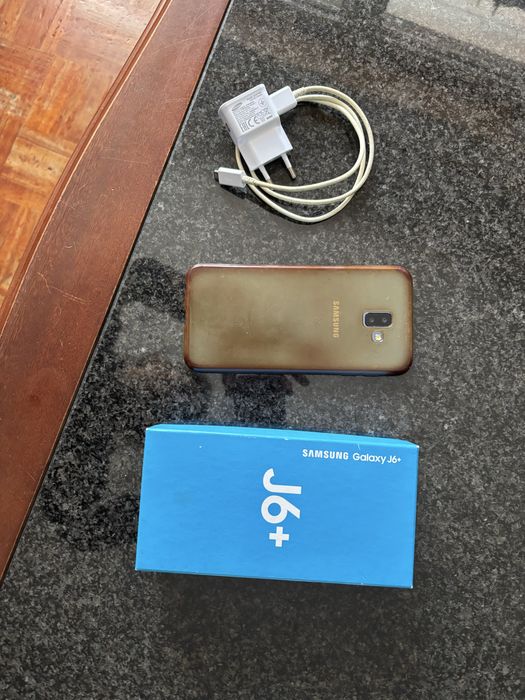 Samsung galaxy  j 6 com carregador
