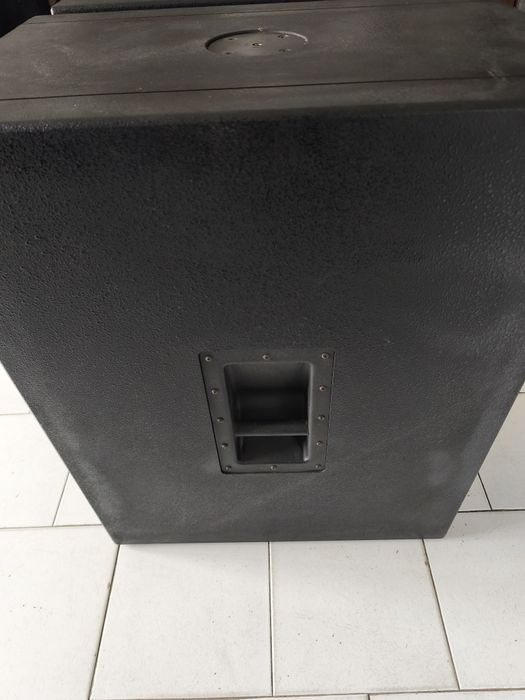 Colunas Graves Audac SX-415