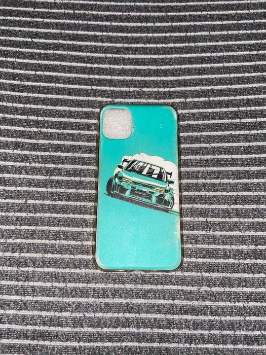 Etui na Iphone 11 z różnymi wzorami (używany i nowe)