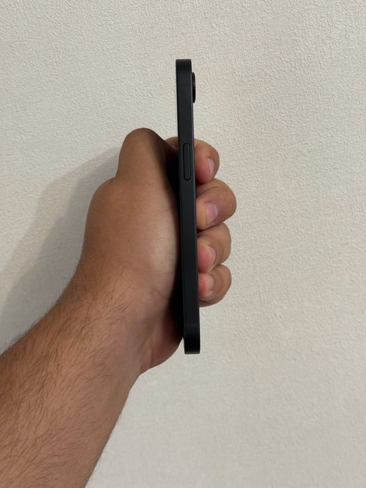 Iphone 16 e , 128 gb , neverlock , 100% акб , Айфон 16 Е , 128 гб неверлок
