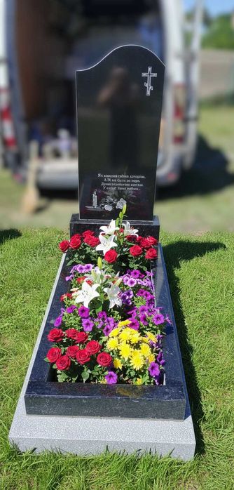 Пам'ятники з граніту