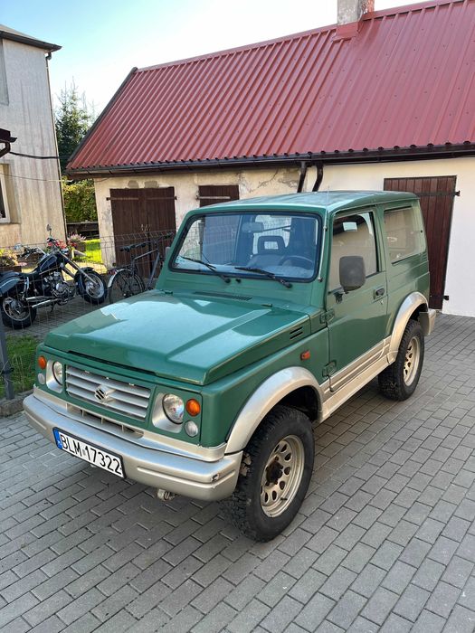 Suzuki Samurai