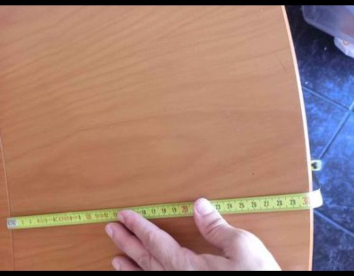 Conjunto mesa e cadeiras