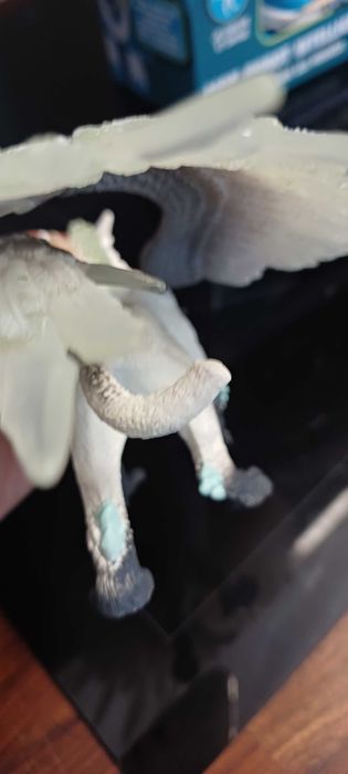 SCHLEICH 70143 Lodowy gryfin Eldrador