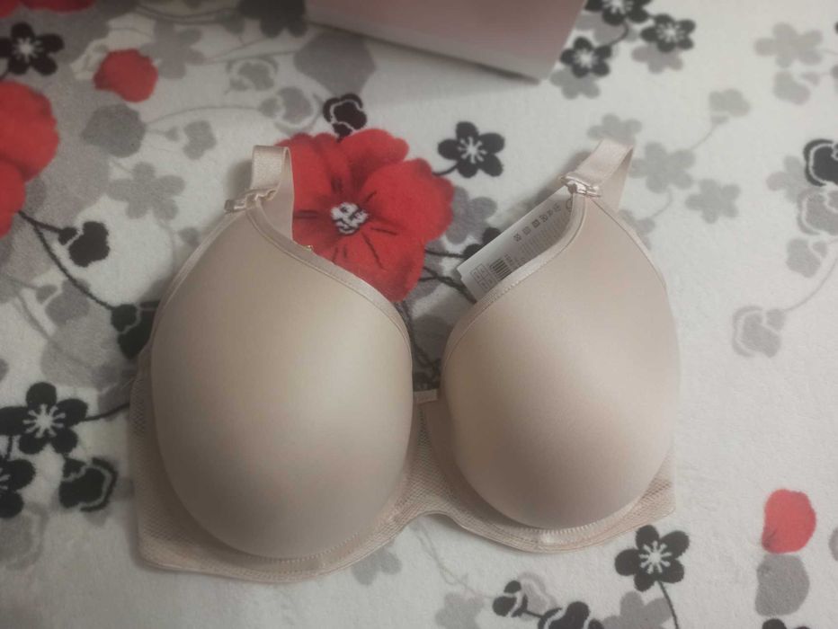 Бюстгальтер спейсер Gaia 70 H новий