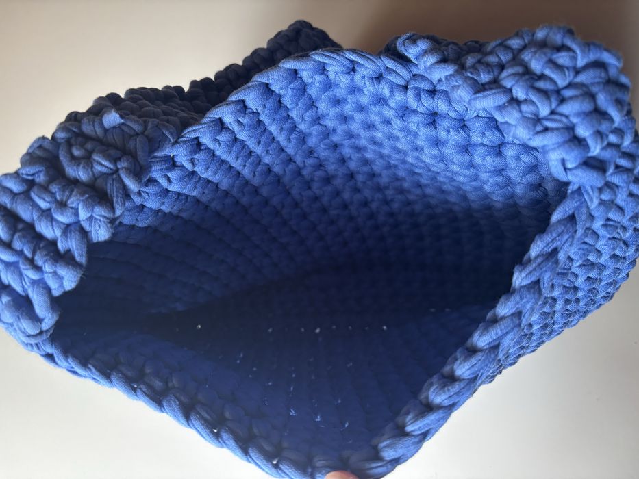 Вʼязана сумка з трикотажної пряжі