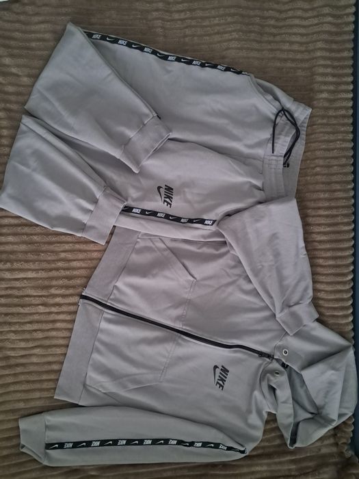 Стортивний костюм s