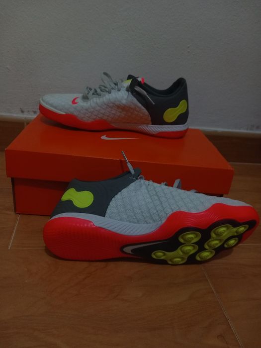 Chuteiras futsal Nike Lunar Gato