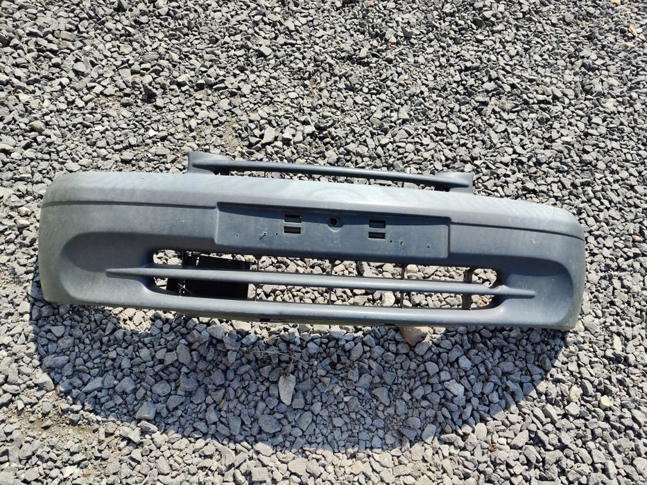Zderzak przód przedni renault Kangoo