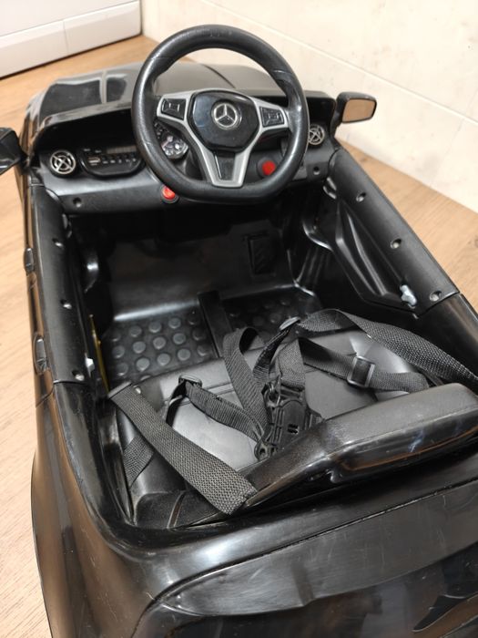 Carro Elétrico Infantil Mercedes-AMG — Preto