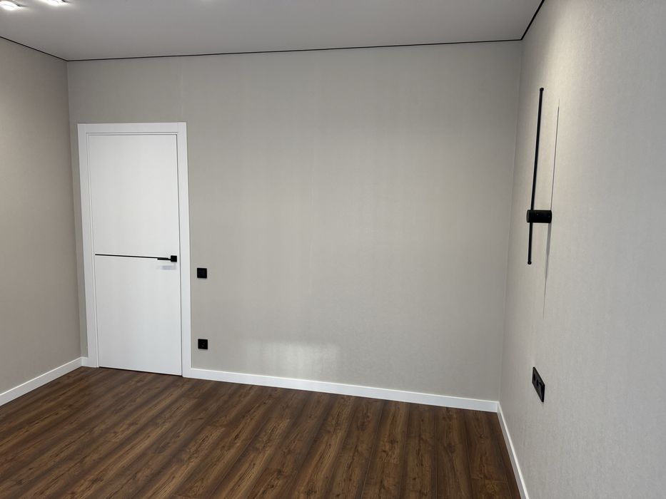 Квартира з ремонтом в ЖК Емоція