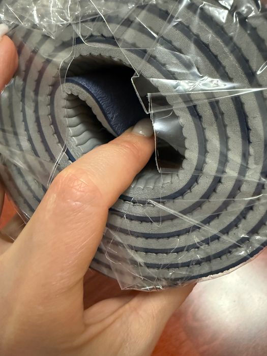 Коврик для йоги та фітнесу