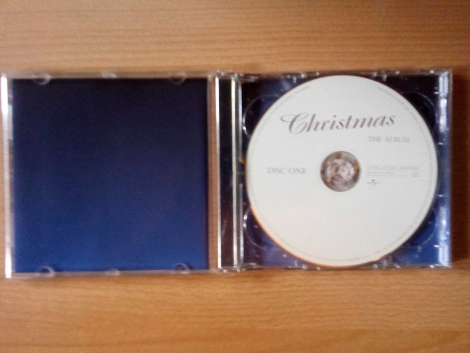 Christmas - The Album 2xCD - JonBon Jovi Sade Bryan Adams Abba Kate Bush Elton John Temptations Michael Jackson Beach Boys Roy Orbison Sinéad O'Connor