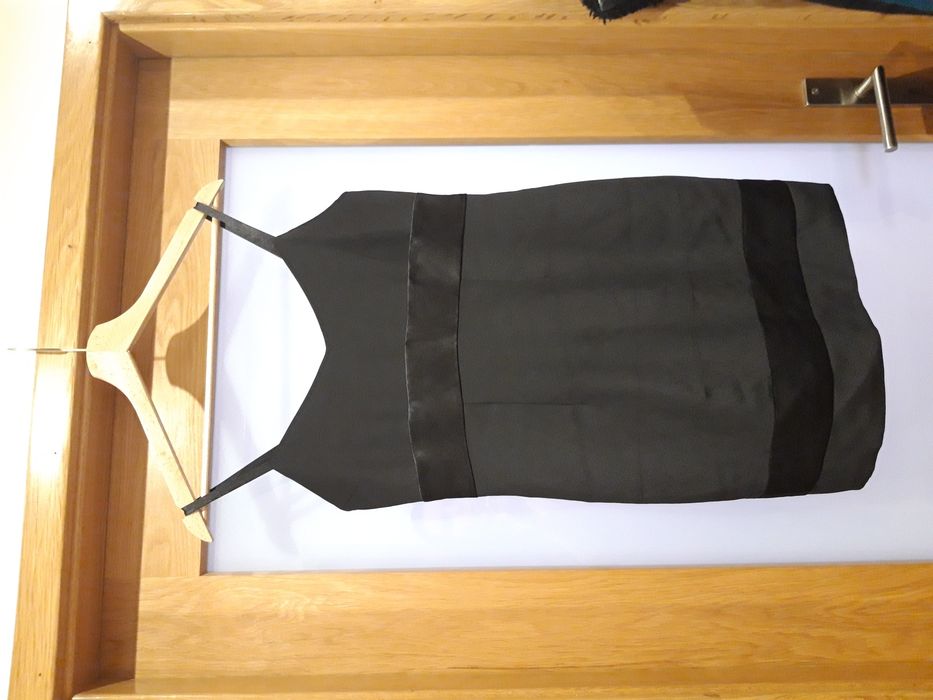 Elegant black dress with velvet details (S/XS) – like NEW!