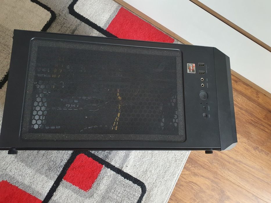 Komputer stacjonarny