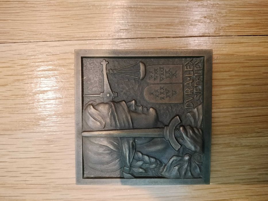 Placas em bronze Justiça