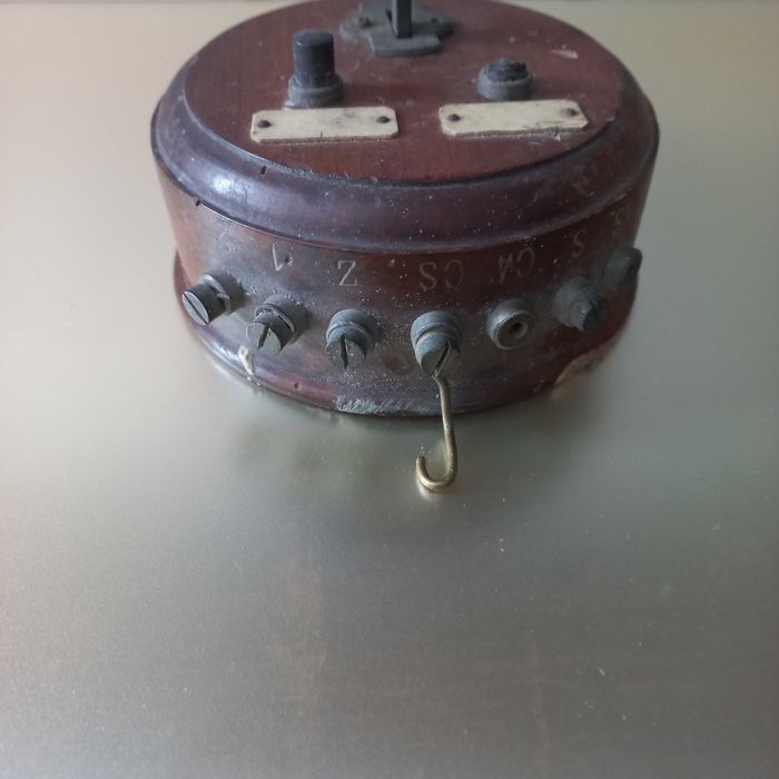 Suporte muito antigo para telefone