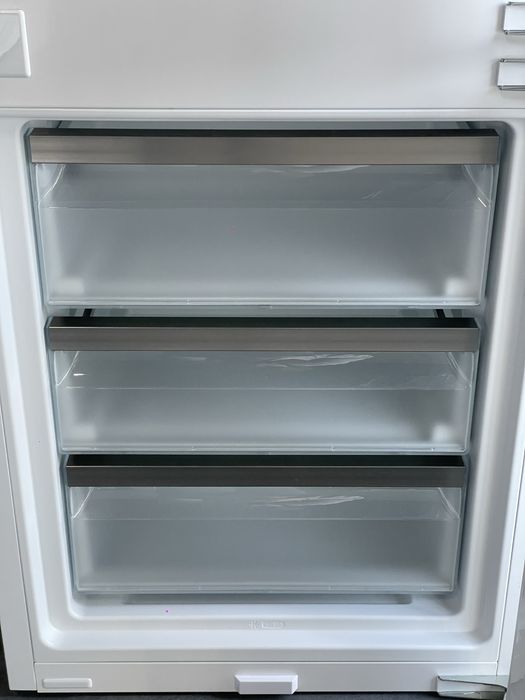 Вбудований Холодильник Miele KFN 7734 D | Стан ідеал | Germany |