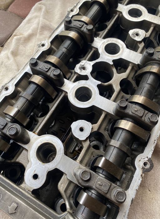 Głowica  zawory blok  kia sorento 2.4  G4KE