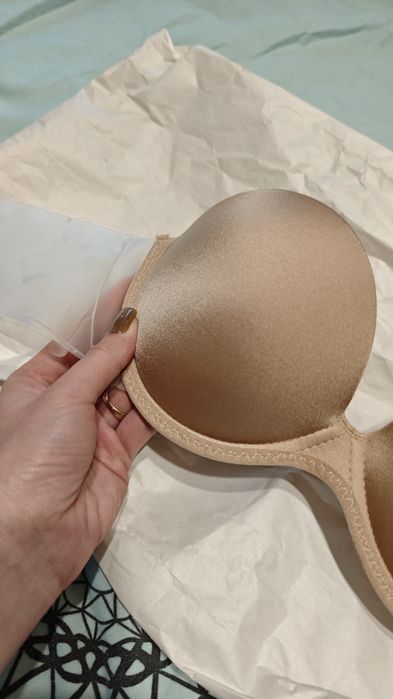 Бюстгальтер без бретелей, новий (невидимка)