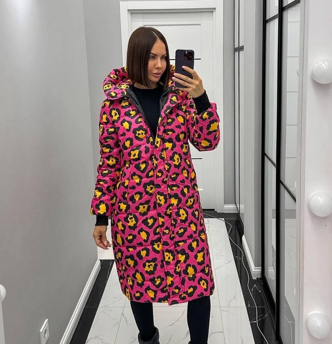 Яскравий пуховик-пальто в стилі Pink Panther - Твоя ідеальна зима!