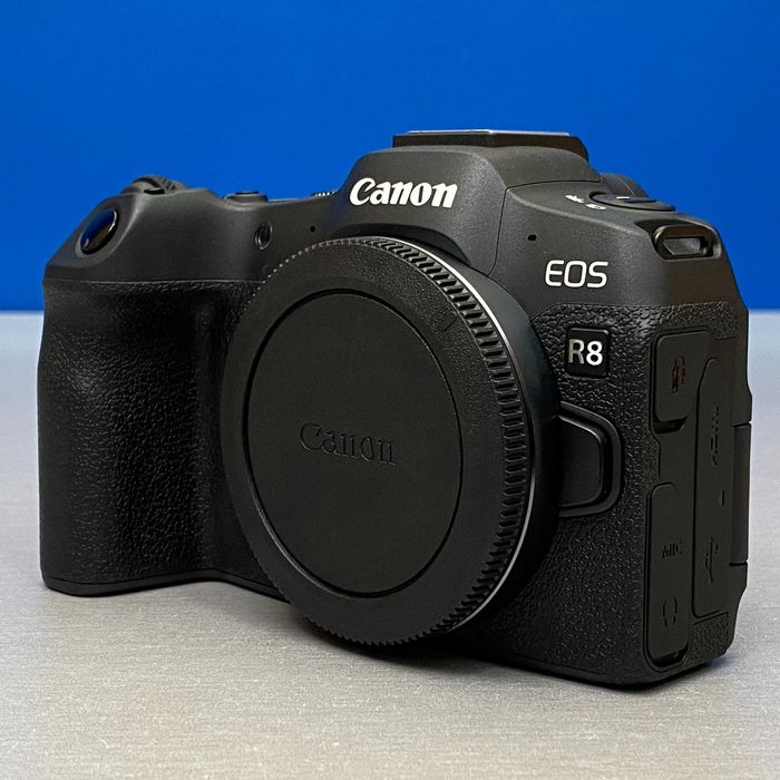 Canon EOS R8 (Corpo) - 24.2MP