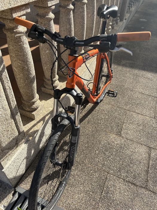 Bicicleta KTM usada