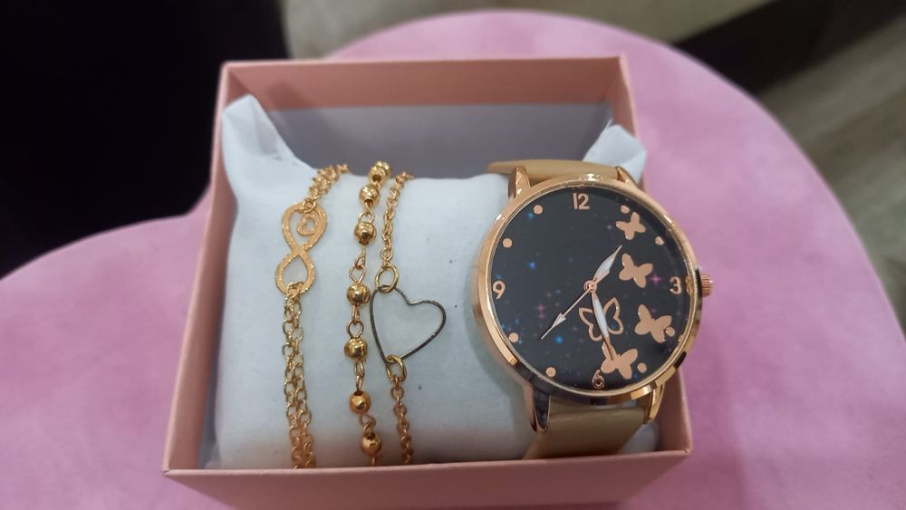 Relógios com pulseiras