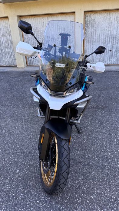 CF Moto 700MT ADV