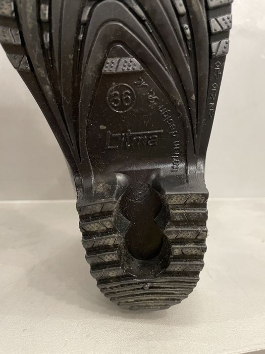 Продам сапоги резиновые.