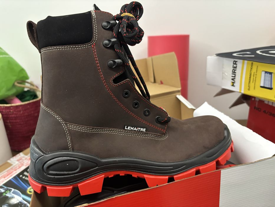 Botas lemaitre novas