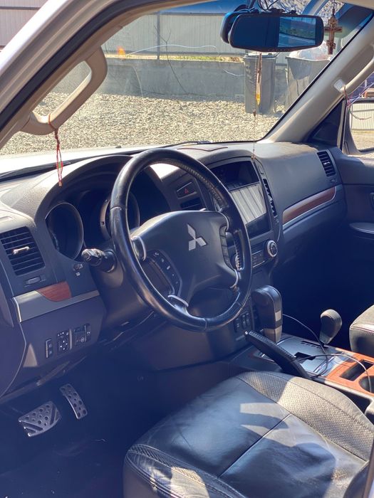 Mitsubishi Pajero Wagon