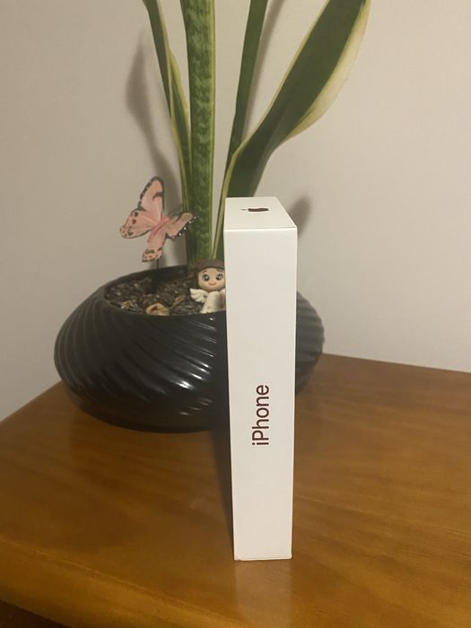 Caixa iphone 12 vermelho