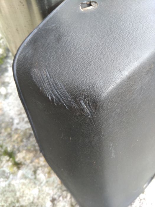 Canto parachoque usado