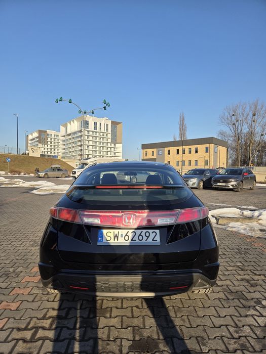 Honda Civic VIII (ufo)