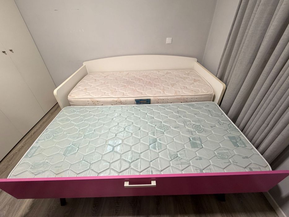 Cama dupla / Bicama 90x190 cm + 2 colchões