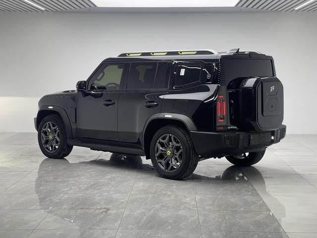 Jetour T2 Jetour Traveler 4WD Wilderness Edition, PHEV, 462Ps, AWD, 206km